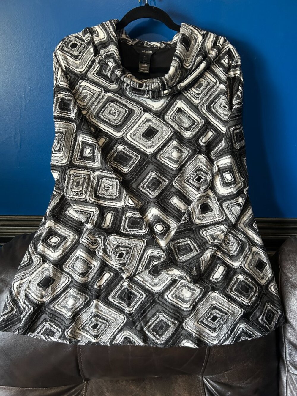 Ali Miles black/white geometric avant garde cowl neck tunic top XL mod